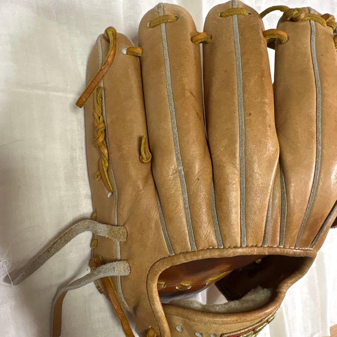 Wilson 硬式グローブ　オールラウンド（屋外使用なし）