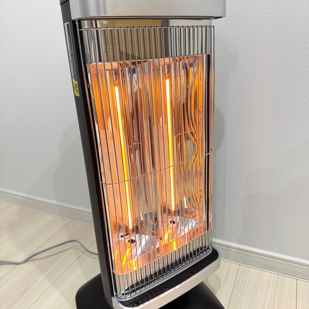 【美品】　Aladdin アラジン　遠赤グラファイトヒーター　2022年製