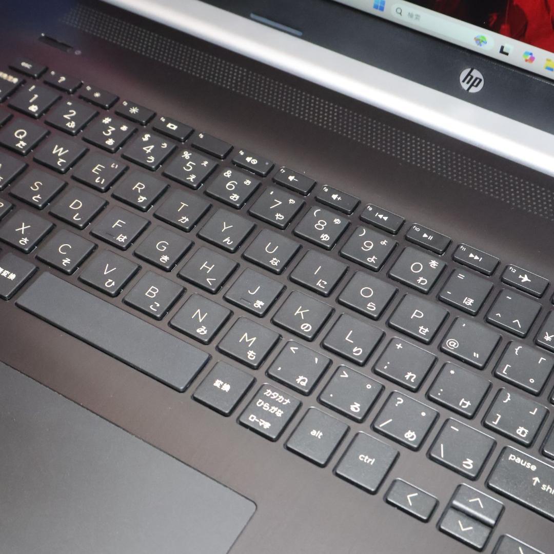 大画面17インチ！Win11公式対応i7/メ16/新品SSD/グラボ搭載/DVD