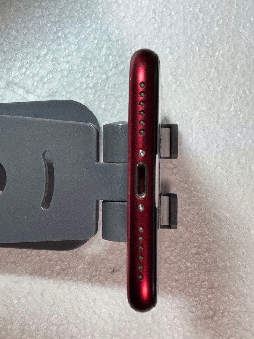 iPhone SE 第2世代 128GB （PRODUCT）RED SIMフリー