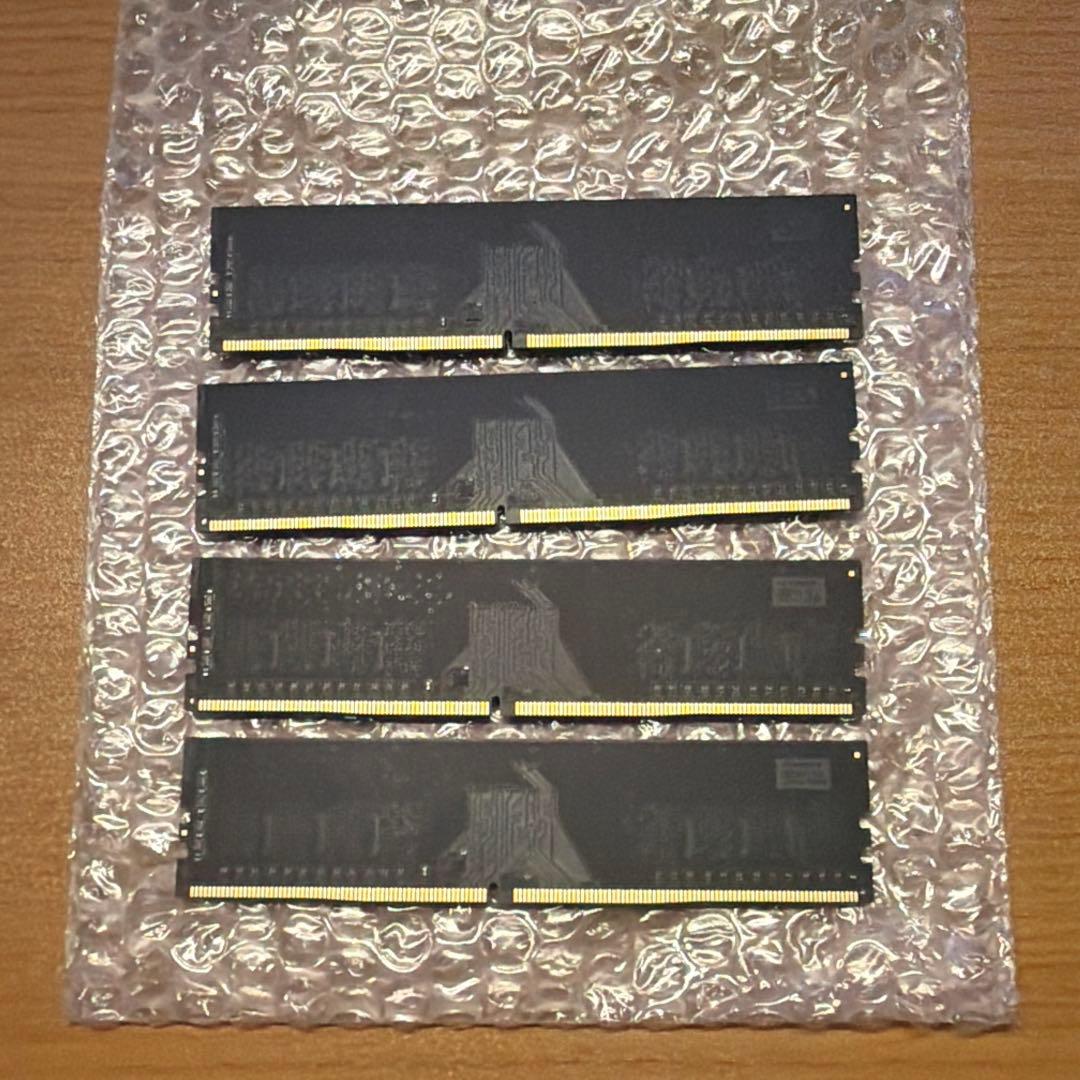 DDR4-2400メモリー 16GB×4 Silicon Power