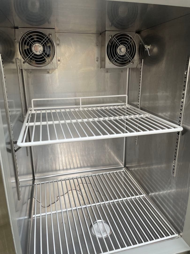 近隣配達可能　大和冷機　縦型冷凍冷蔵庫　241NYS1 業務用冷蔵庫