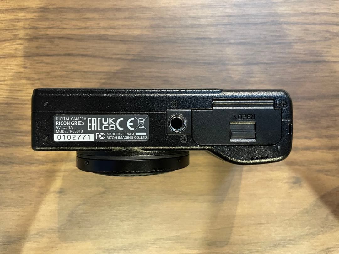 RICOH（リコー） GR3x コンパクトデジタルカメラ 美品・付属品と本付き