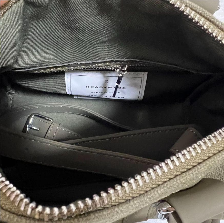 READYMADE オリーブ ショルダーバッグ