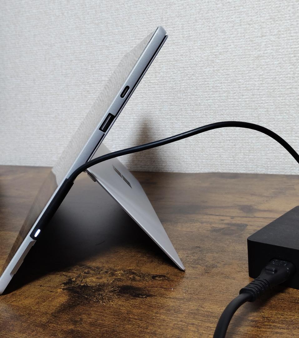 Surface Pro 7 Corei5 8GB 128GB バッテリー率92％