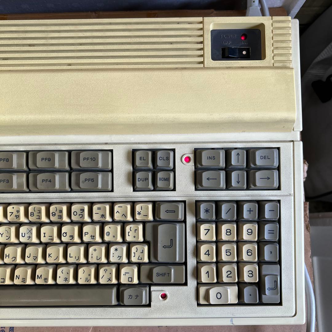 希少　富士通　マイクロ7 MB25010 パーソナルコンピューター　当時物