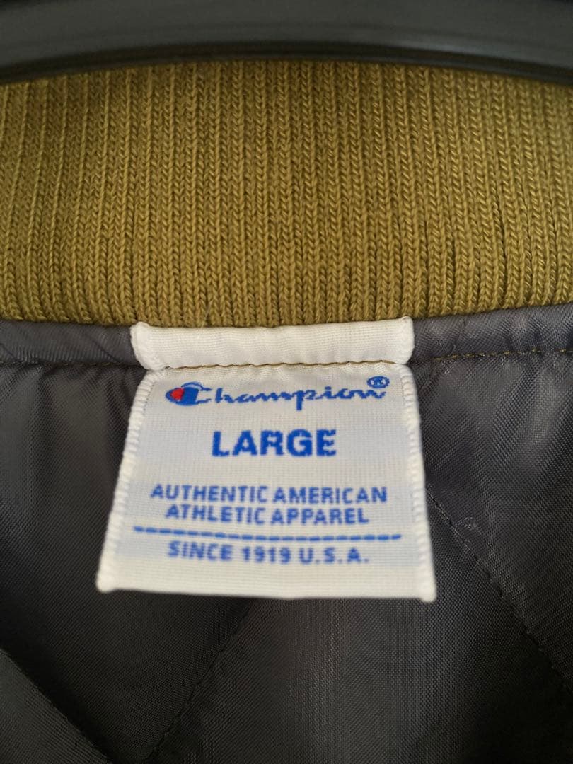 チャンピオン　スタジャン　Ｌ