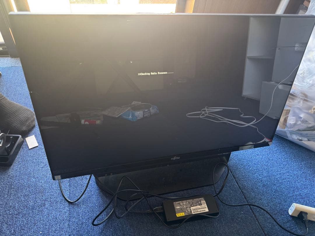 富士通 FMVF90A3B 27インチ一体型 デスクトップPC