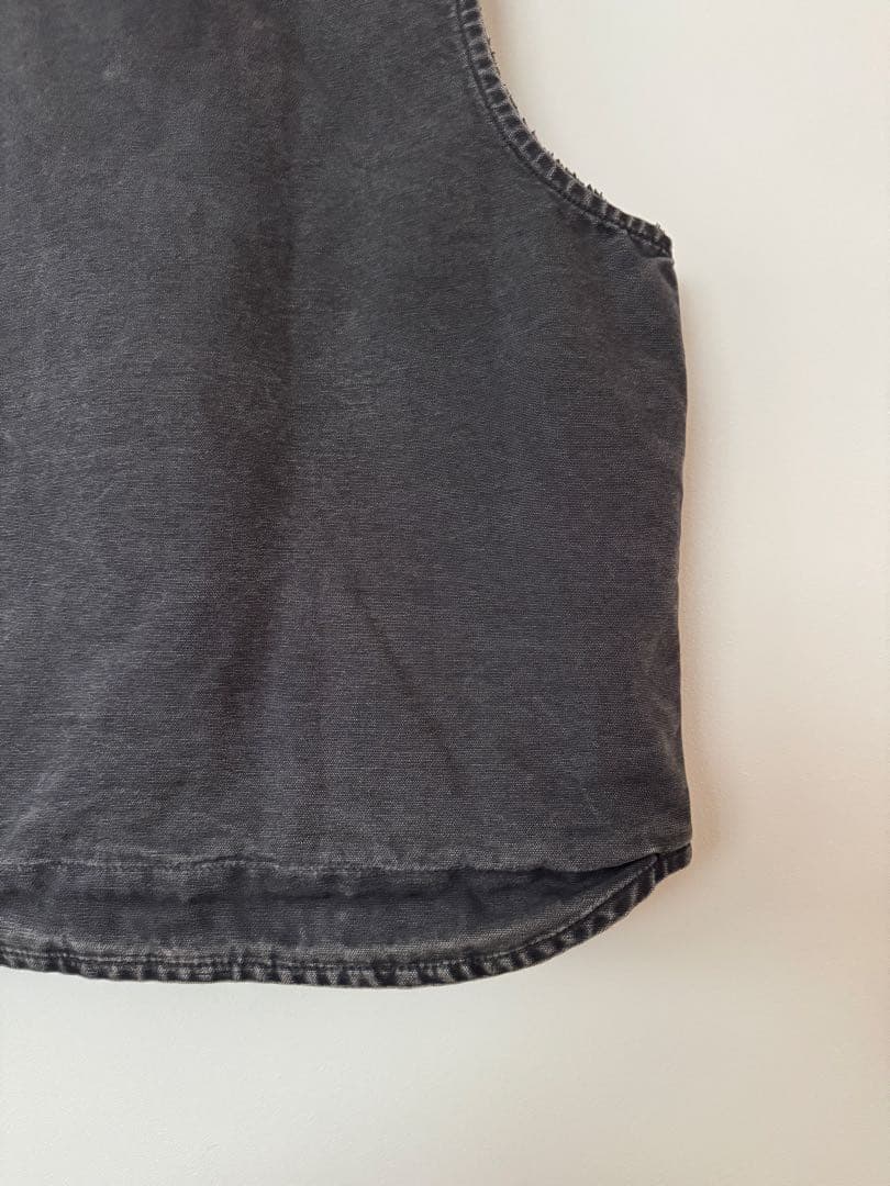 【超人気】カーハート ダックベスト XL ブラック 鬼フェード ヴィンテージ