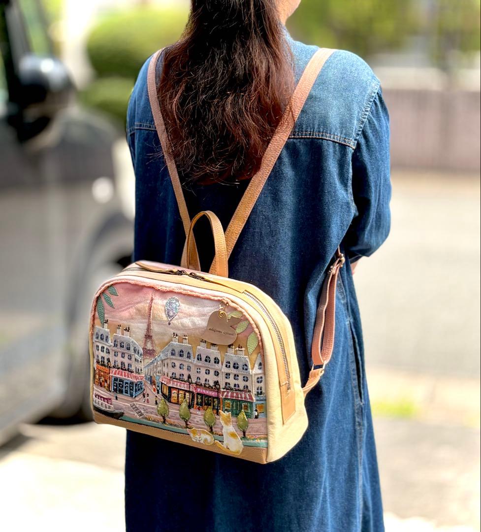 (手づくり)\"ピンクのエッフェル塔\"アップリケ切り絵パリの街並みリュックサック