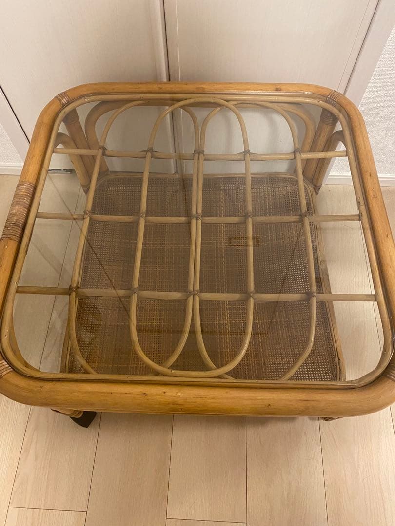 【訳アリ】籐　ラタン製　ガラステーブル 昭和レトロ　アンティーク　北欧　軽量