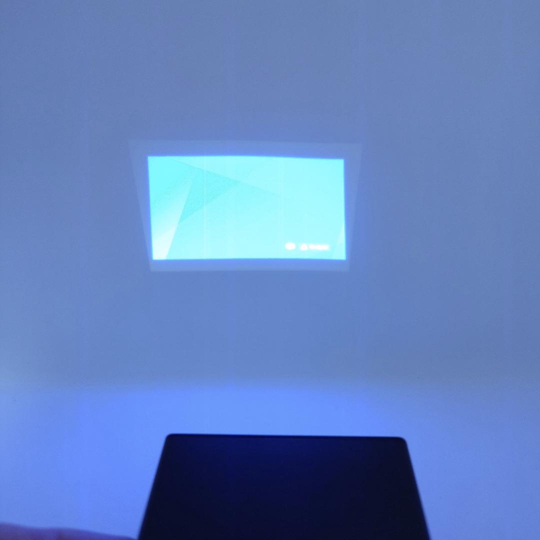 ソニー MP-CD1 ポータブルプロジェクタ 中古品