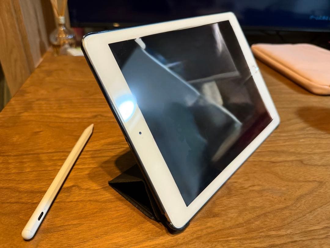 iPad 第6世代128GB+ Pencil + スタンドケース