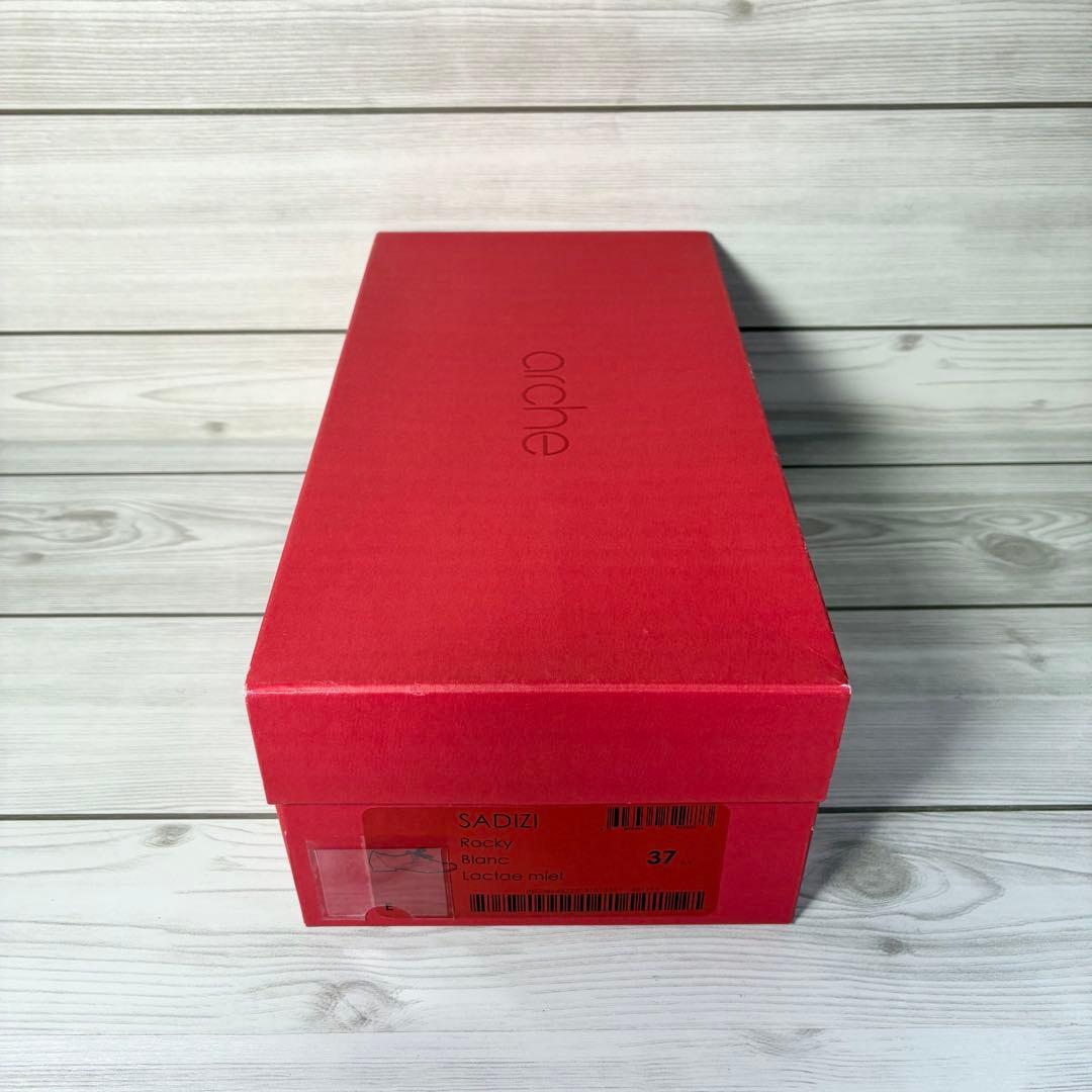 137【ほぼ新品】アルシュ SADIZIレースアップシューズ 本革 白 37