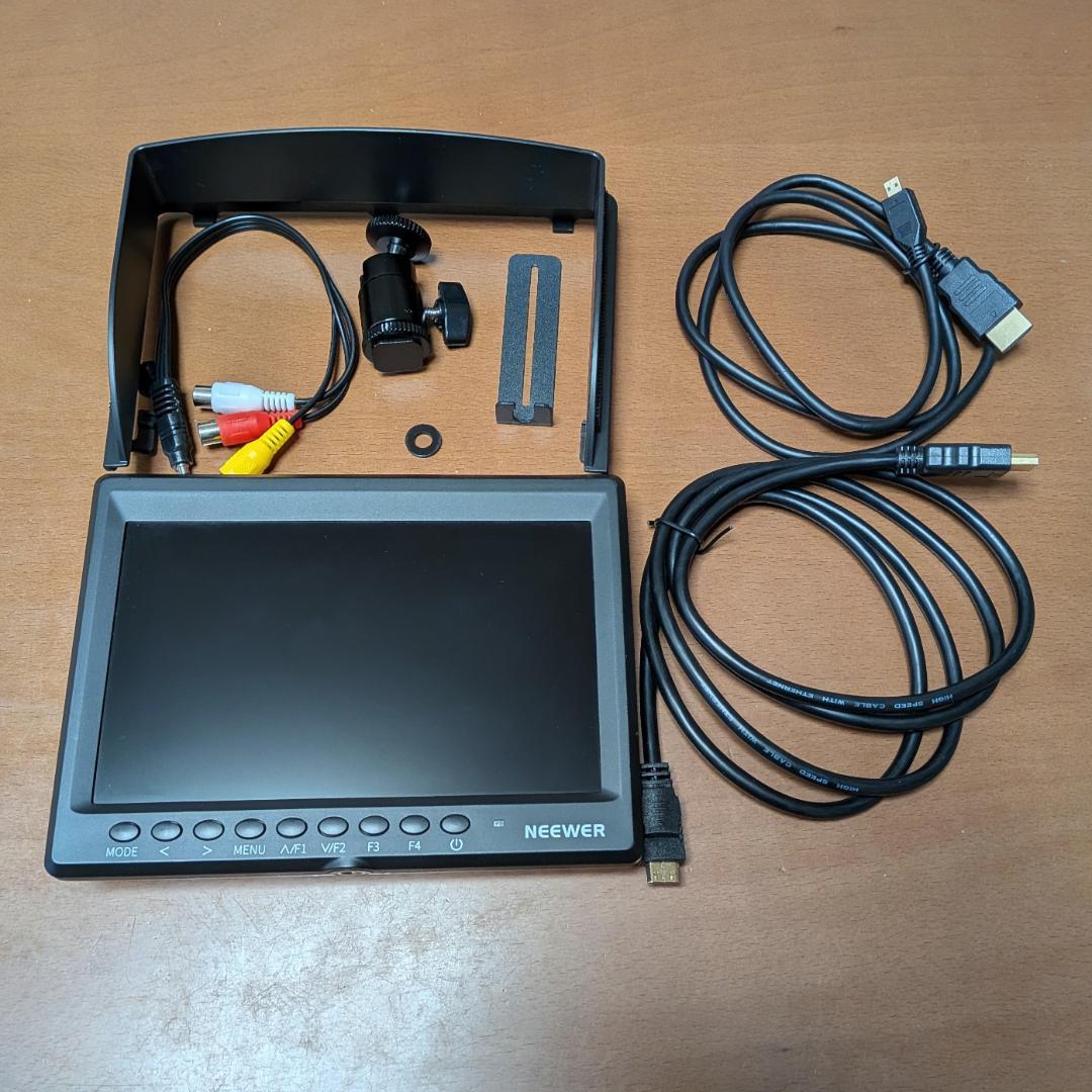 【美品】NEEWER F100 7インチ カメラフィールドモニター