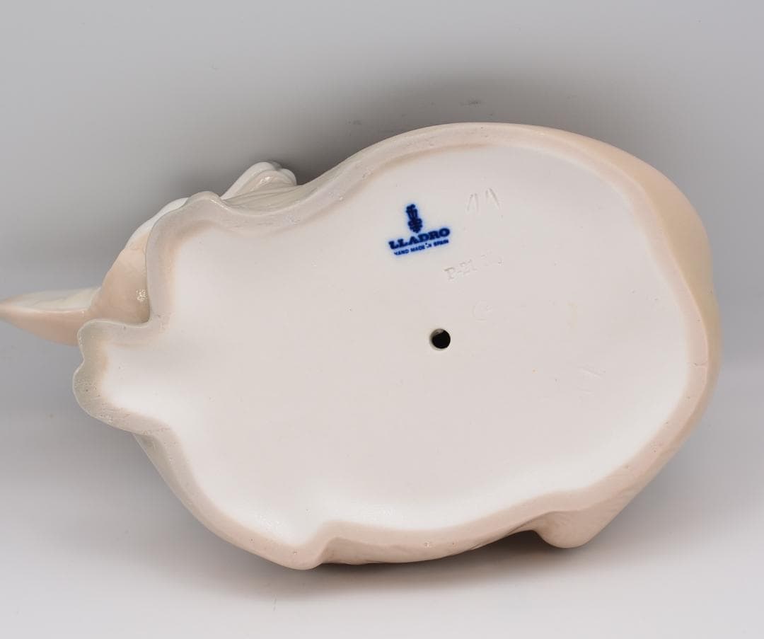 灰色ギツネ　＃1065　★リヤドロ　スペイン　ポーセリン　光沢仕上　ヴィンテージ