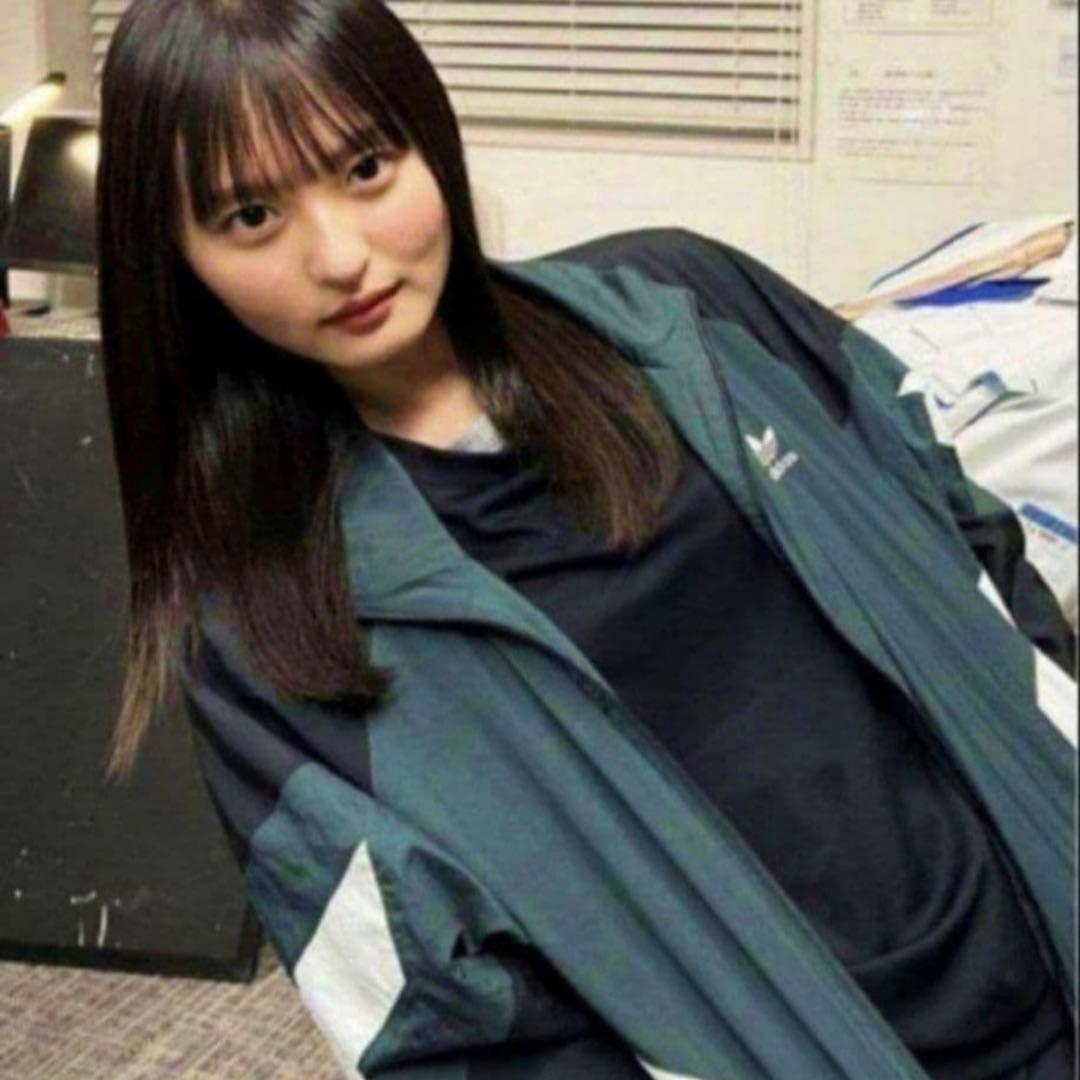 アディダス Rekive緑 トラック ナイロンジャケット 遠藤さくら メンズXS