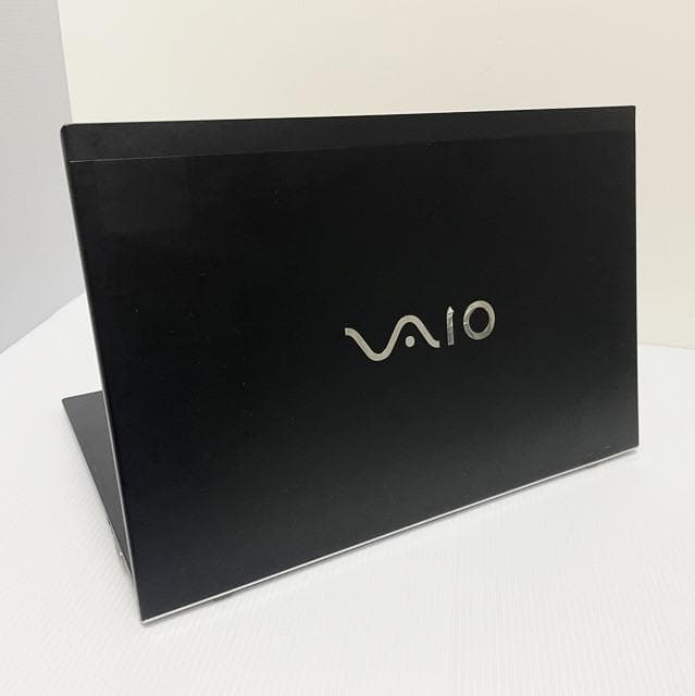 Win11の薄型軽量で持運び最適なスタイリッシュノートパソコンVAIOPROPG