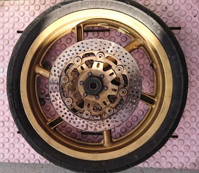 HONDA NSR250R 純正 フロントマグホイール 17インチ 金塗装