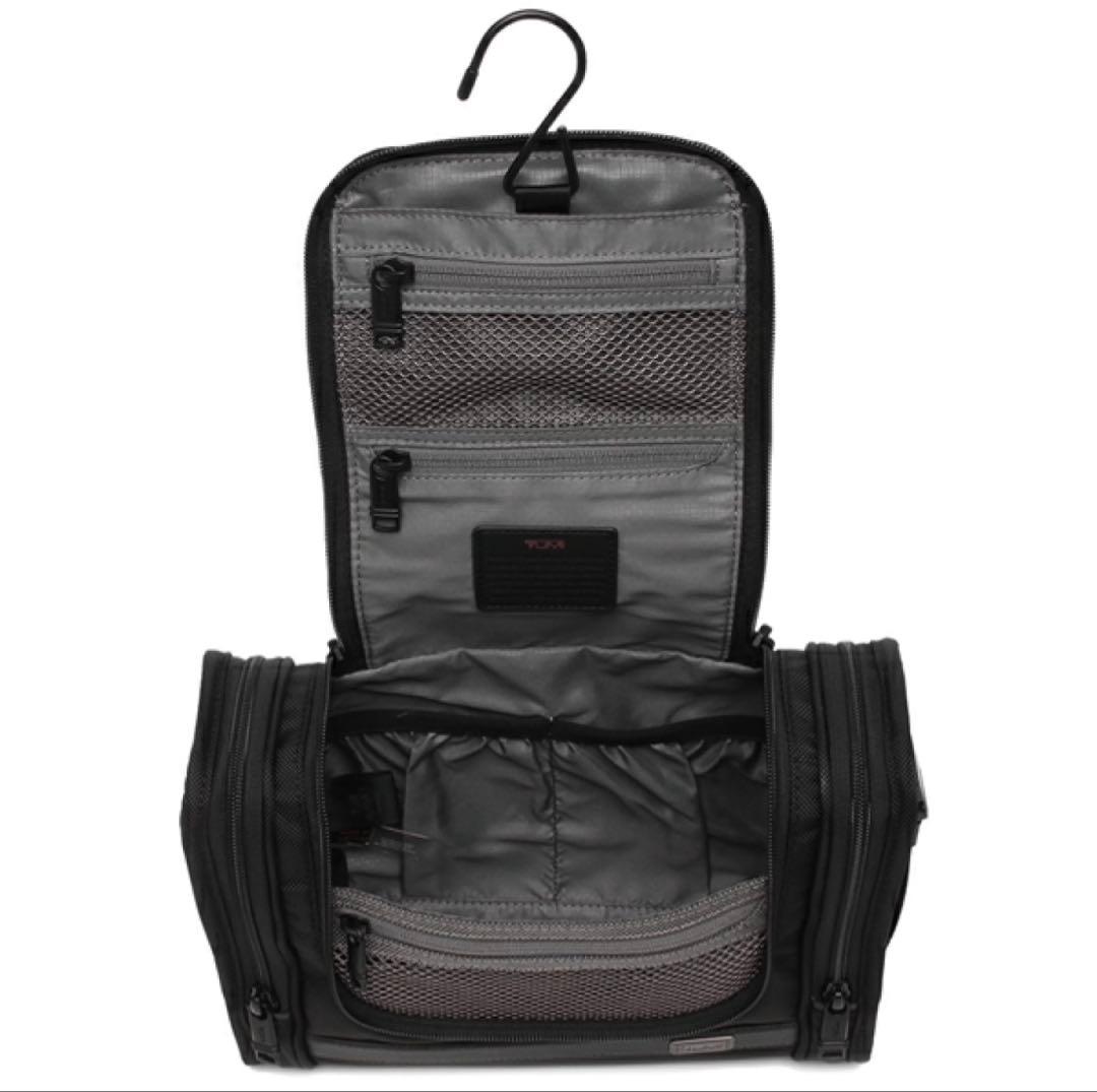 Tumi alpha3 ハンギング　トラベル　キット