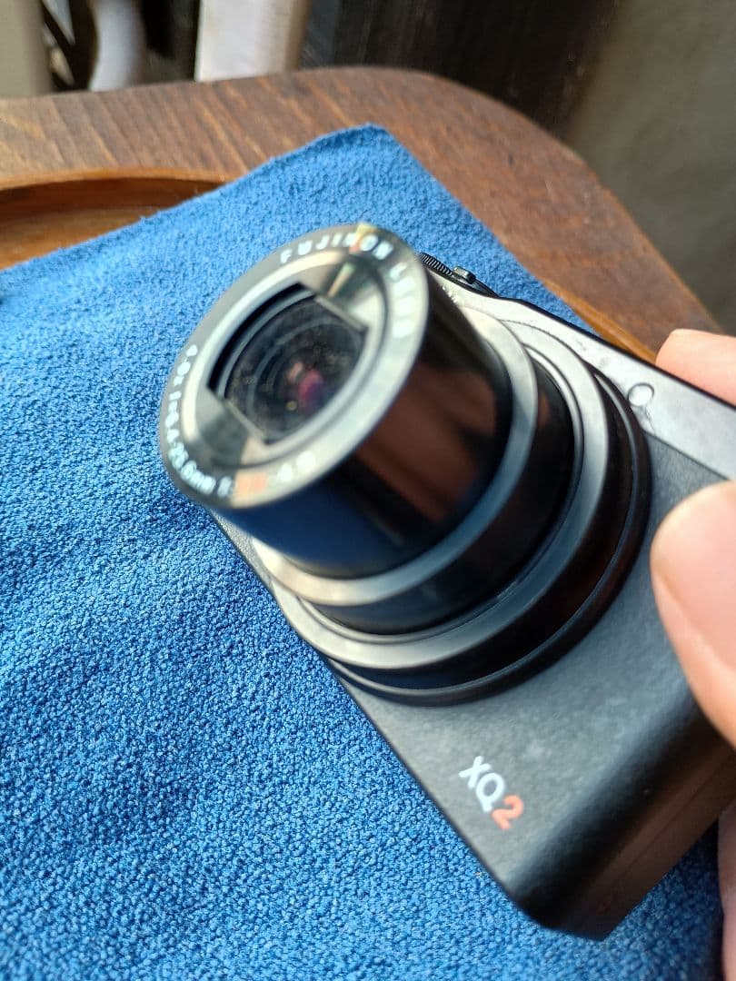 富士フィルム　XQ2　コンパクトデジタルカメラ　fujifilm