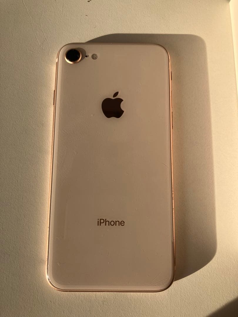 Apple iPhone 8 ゴールド 本体（箱あり）