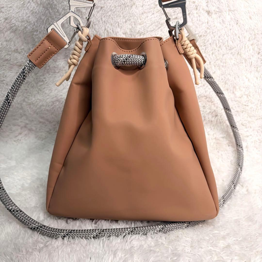 F/CEエフシーイー テックレザー 撥水加工ドローストリングバッグ　ベージュ