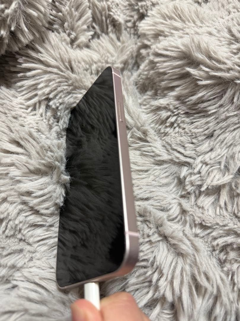 Apple iPhone 13 ピンク