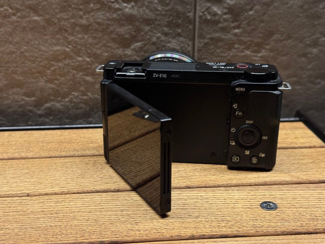 12万→9.5万→9万これ以上の値下げは、できかねます。SONY ZV-E10