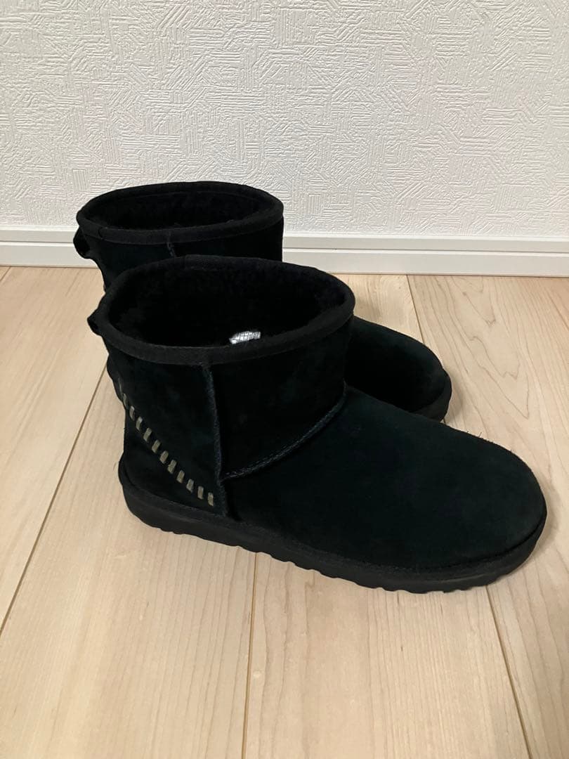 【ao】UGG ブラック ムートンブーツ