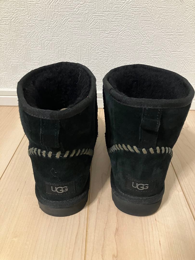 【ao】UGG ブラック ムートンブーツ