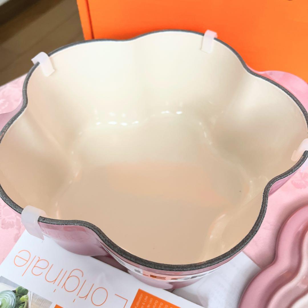 新品未使用　ルクルーゼ　ココットフルール　ブーケピンク