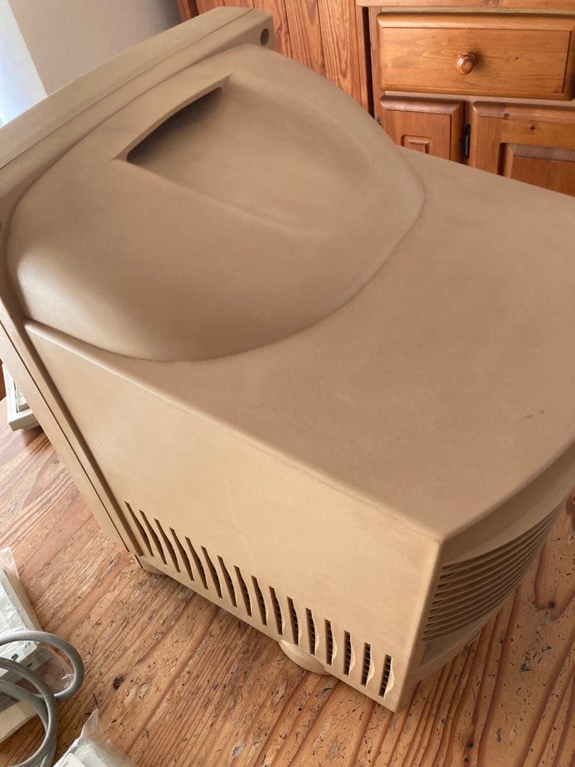 Apple Macintosh Color Classic 本体と周辺ジャンク品