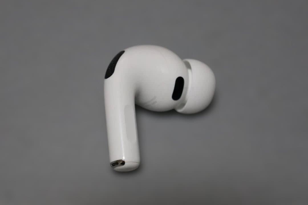 AirPods Pro 3 充電ケース付き