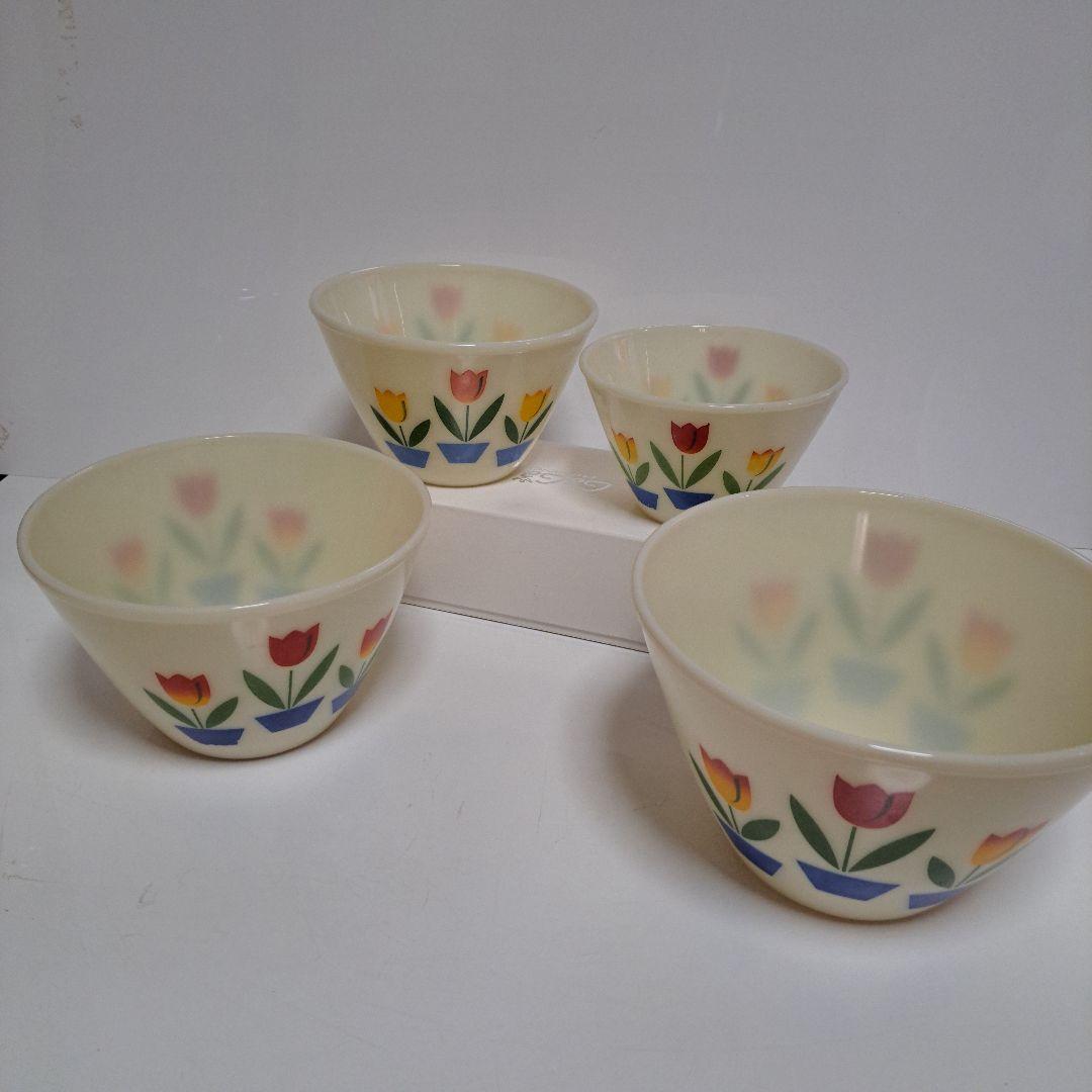 ファイヤーキング　Fire King　ミキシングボウル　チューリップ　アイボリー