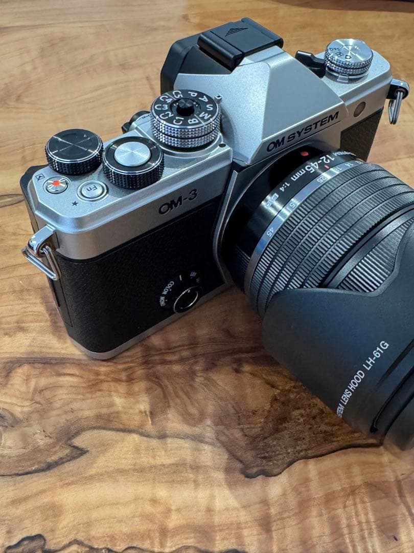 デジタルカメラ OM SYSTEM OM-3