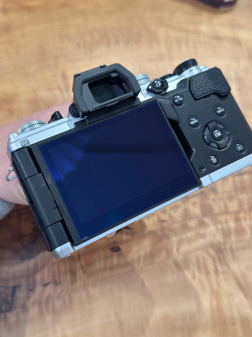 デジタルカメラ OM SYSTEM OM-3