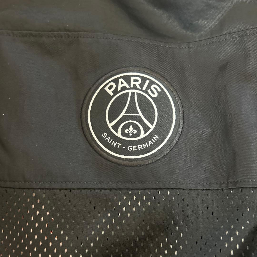 ナイキ　PSG ナイロン　ジャケット　パリ・サンジェルマン