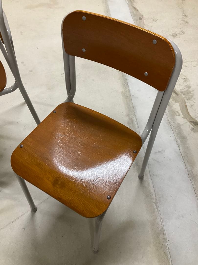 ⭐️美品⭐️ 学習机 学校の机と椅子　2セット