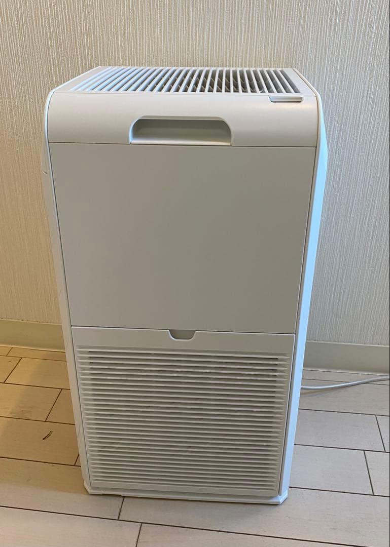 ダイキン　DAIKIN 空気清浄機 ホワイト MC55YBK-W