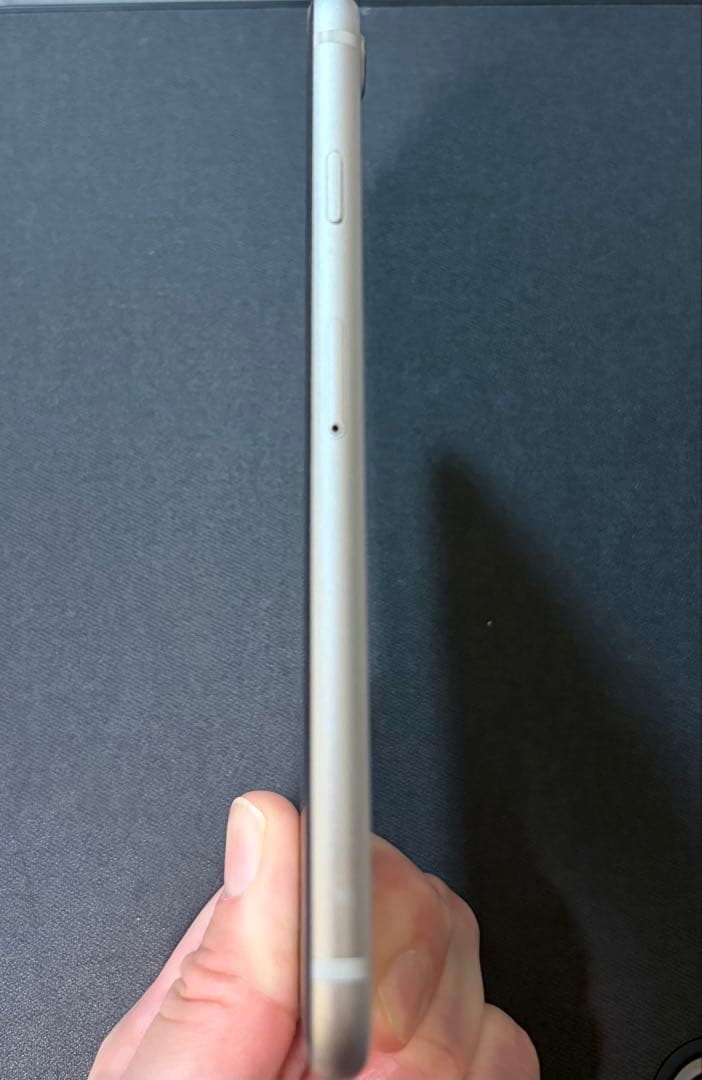 iPhoneSE (第3世代) 箱・付属品付き