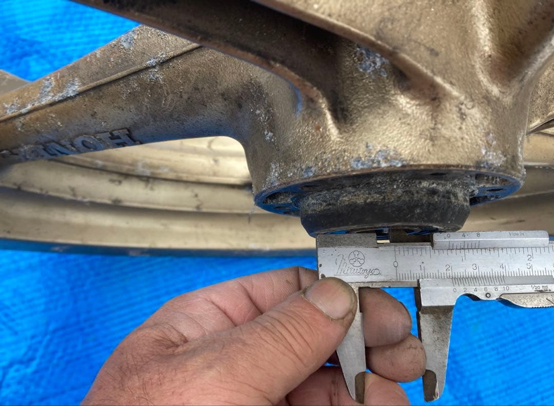 ◯ホンダ純正◯マグホイール◯フロント◯RS250？◯NSR250？◯