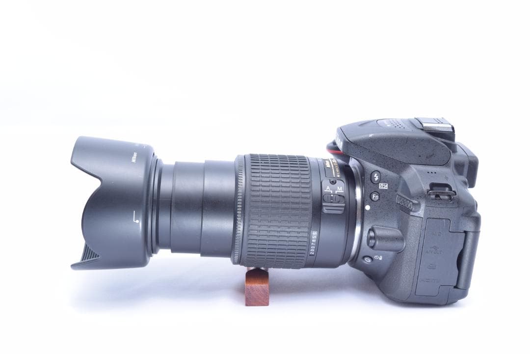 Nikon D5300　一眼レフカメラ　シャッタ数約500回　おまけ多数