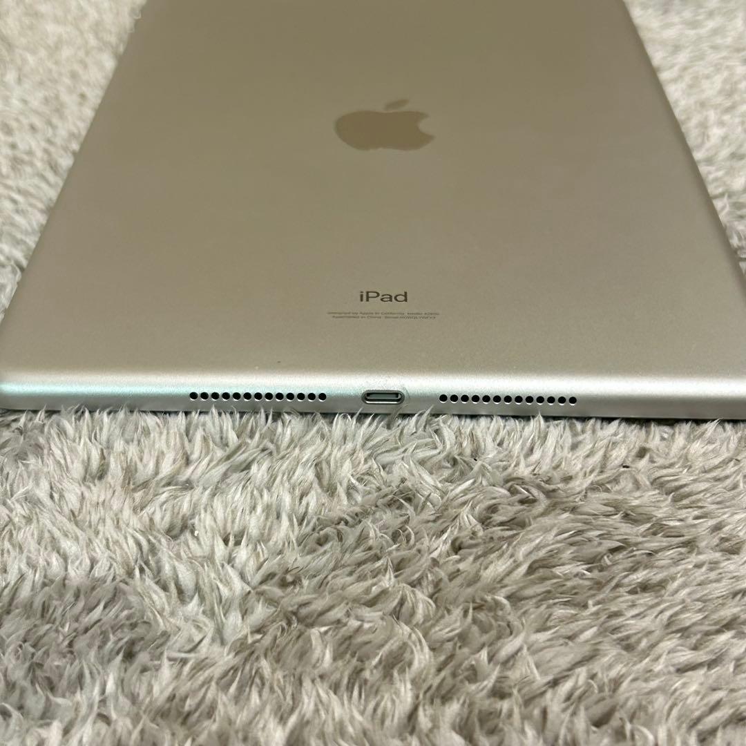 iPad 第9世代　64GB シルバー　ipad アイパッド