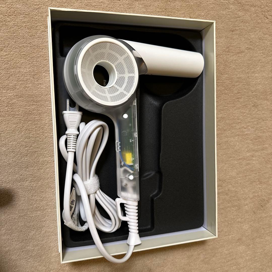 マグネットヘアプロドライヤーゼロ