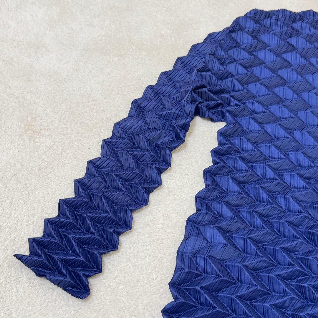 極美品✨ISSEY MIYAKE プリーツ　立体　変形　ネイビー　長袖　シャツ
