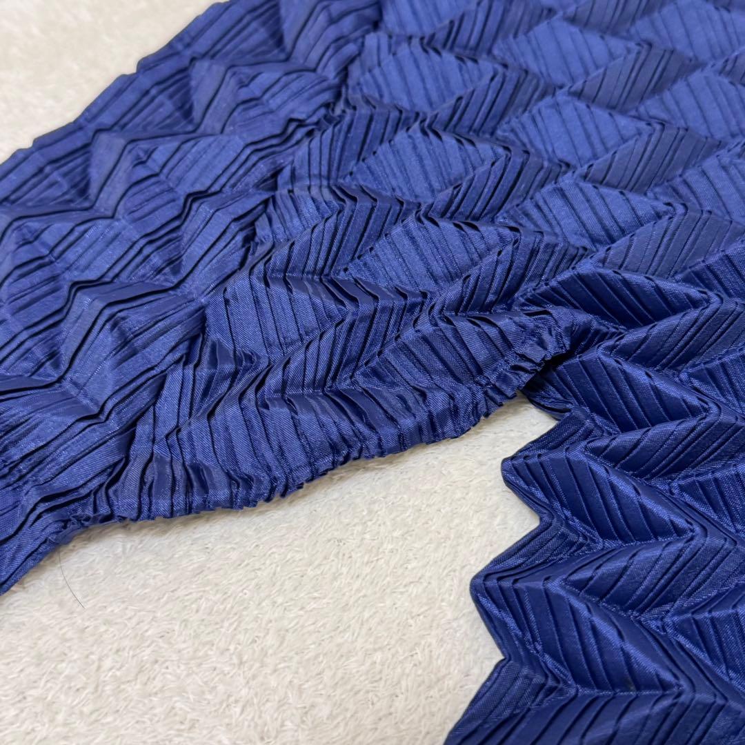 極美品✨ISSEY MIYAKE プリーツ　立体　変形　ネイビー　長袖　シャツ