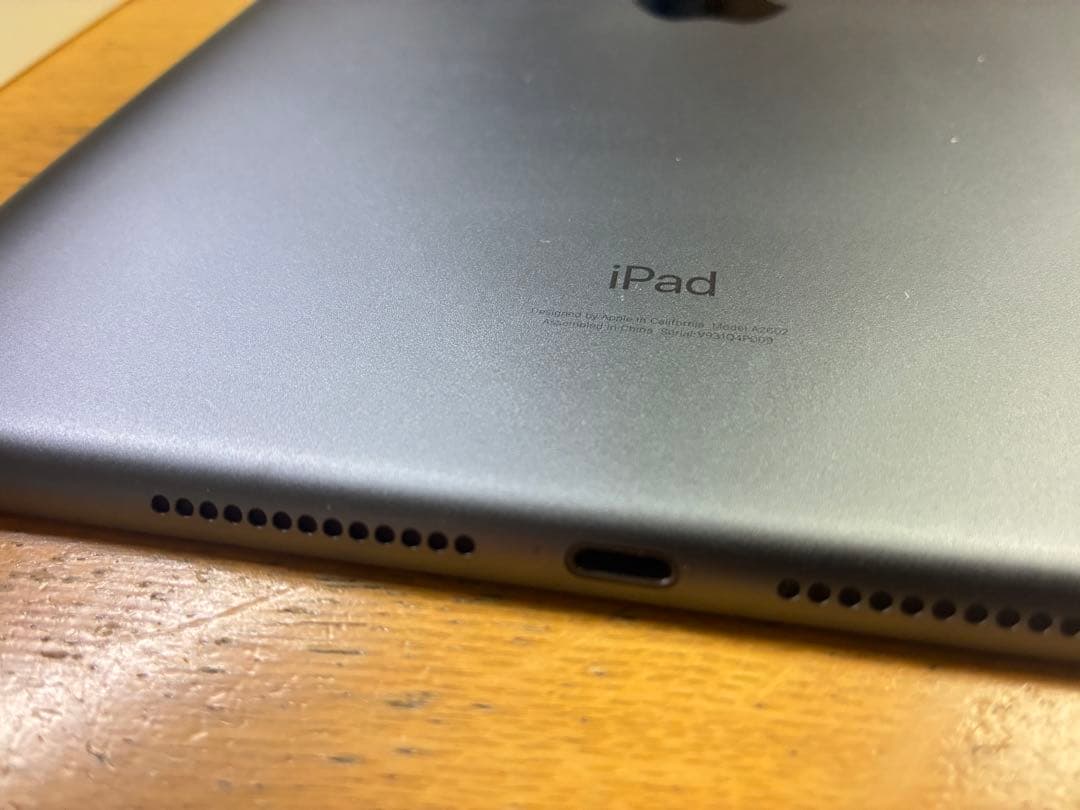 iPad (第9世代) Wi-Fi 64G スペースグレー