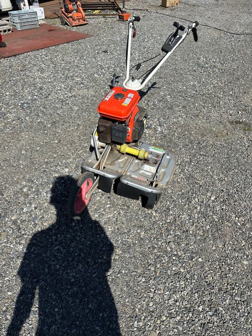 オーレック WM606B ウイングモアー 自走式草刈機 草刈機 2WD