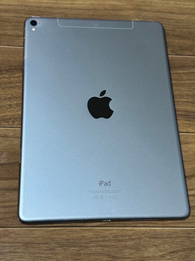 iPad Proスペースグレー 本体 ひび割れあり